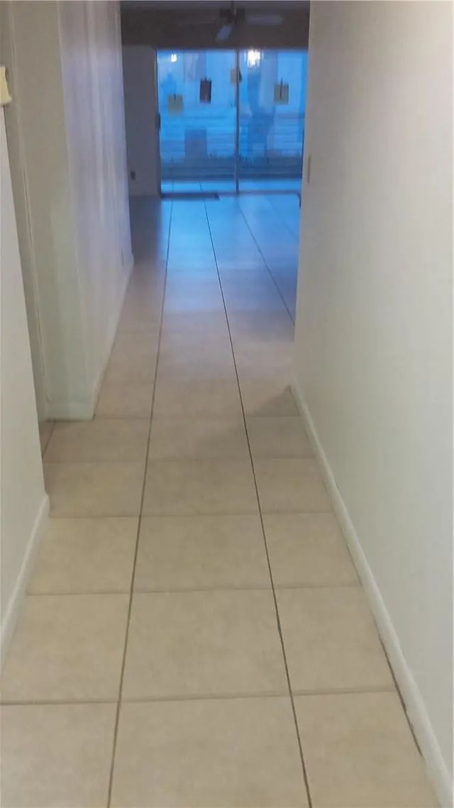 3 of 10 - 8450 Lagos De Campo Boulevard #201, Tamarac, FL