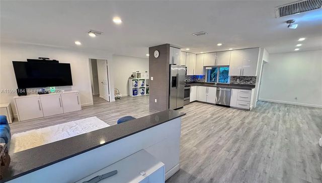 5 of 42 - 8404 Sw 26th Street, Davie, FL