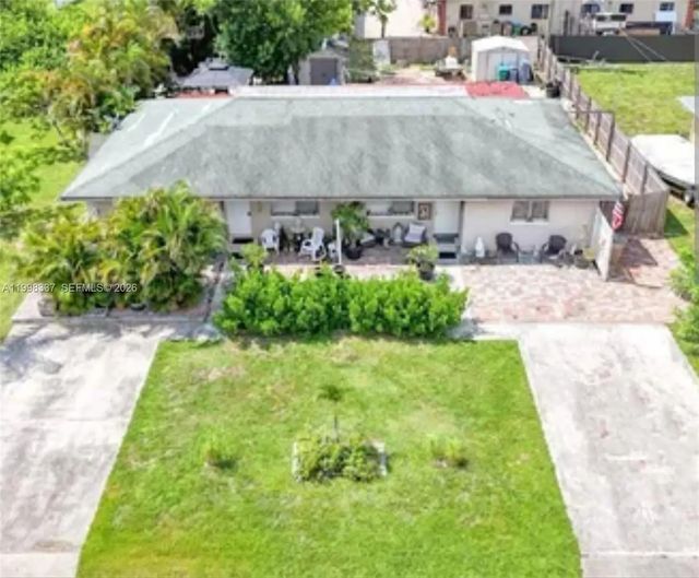 712 Se 8th Street, Cape Coral