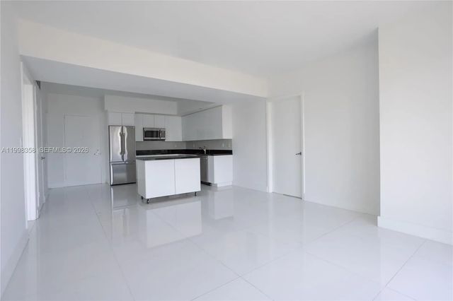 4 of 67 - 92 Sw 3rd Street #3512, Miami, FL