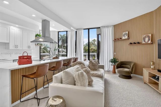 4 of 66 - 20185 E Country Club Drive #204, Aventura, FL