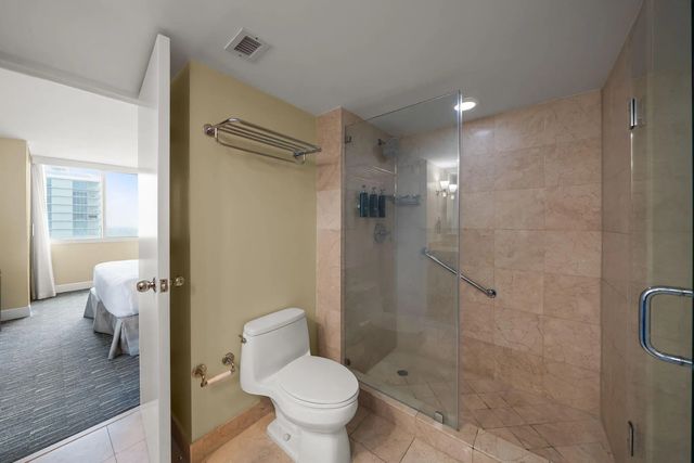 4 of 53 - 2670 E Sunrise Boulevard #1201, Fort Lauderdale, FL