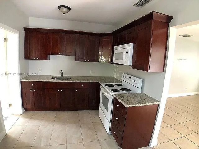5 of 11 - 361 Ne 57th Street, Miami, FL