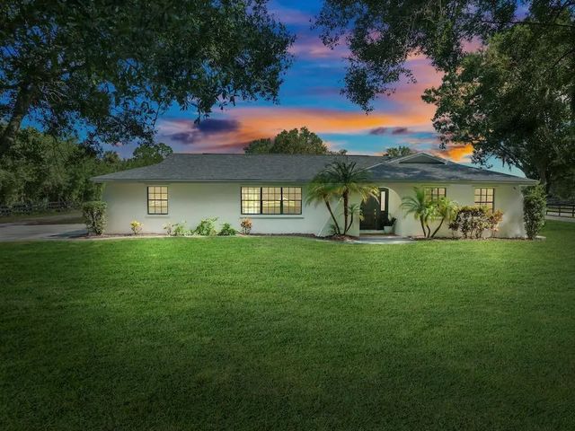 4 of 21 - 8530 8th Street, Vero Beach, FL