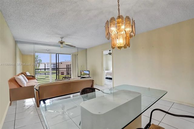 4 of 55 - 10100 Nw 30th Court #310, Sunrise, FL