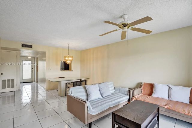 5 of 55 - 10100 Nw 30th Court #310, Sunrise, FL