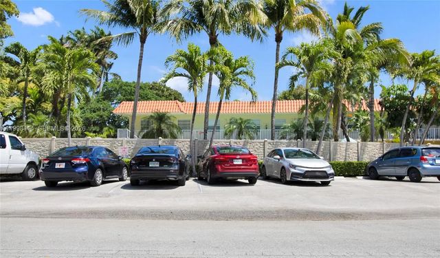 2 of 30 - 1125 Ne 16th Place #208, Fort Lauderdale, FL