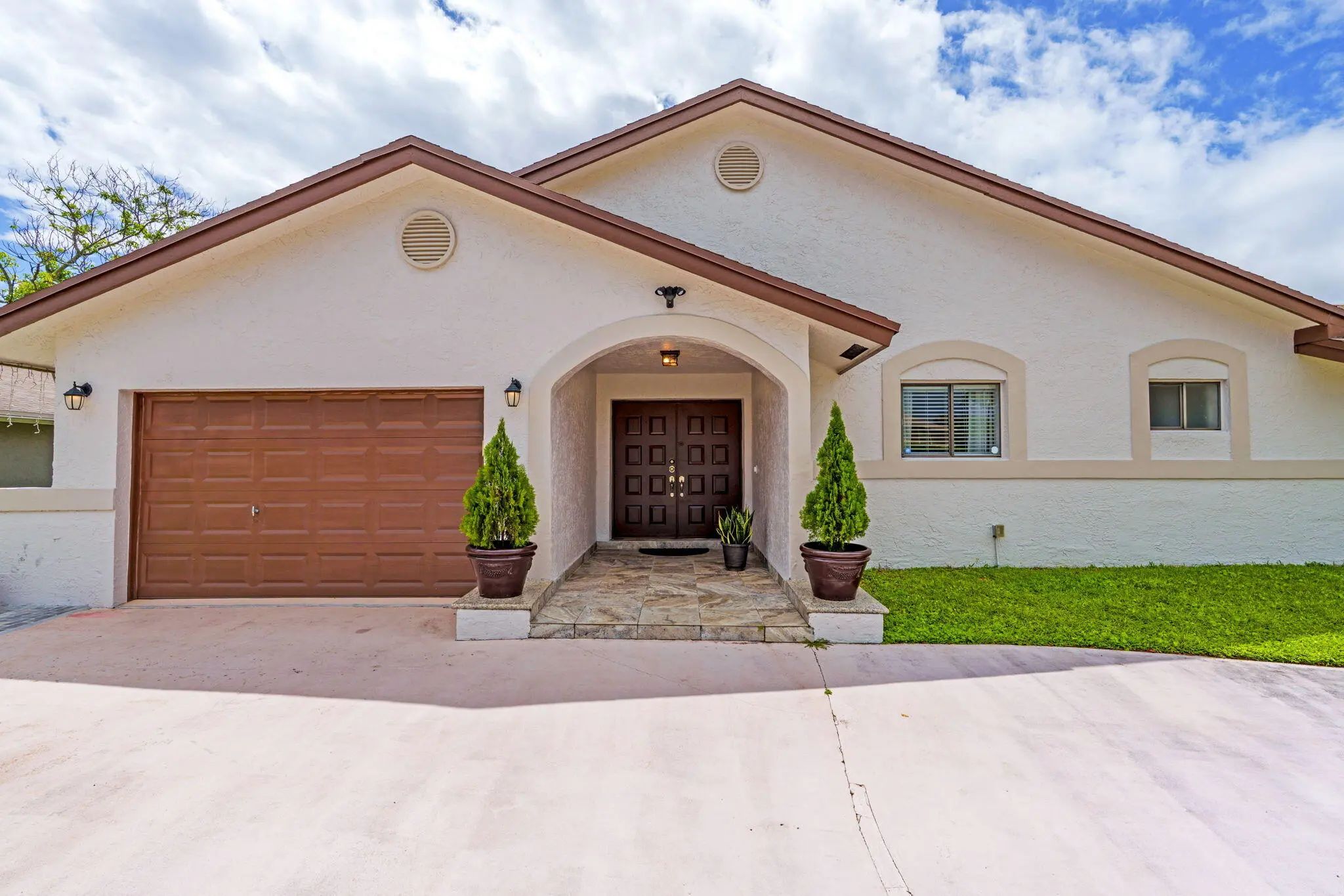 10218 Nw 71st Place, Tamarac