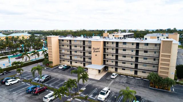 760 E Ocean Avenue #303, Boynton Beach