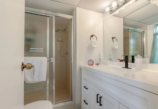 5 of 25 - 2801 Somerset Drive #411, Lauderdale Lakes, FL