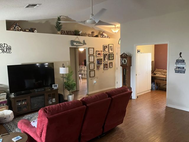 2 of 19 - 14050 Brighton Street, Spring Hill, FL