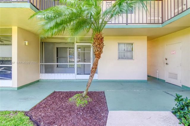 4 of 45 - 804 Se 7th Street #107, Deerfield Beach, FL