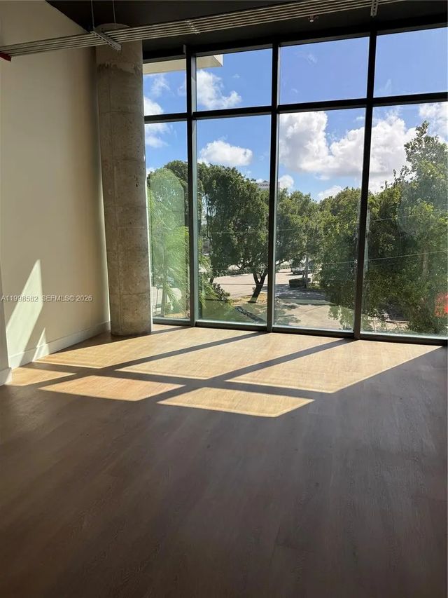 5 of 11 - 21290 Biscayne Boulevard #408, Aventura, FL