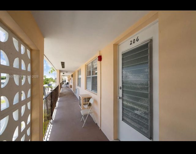 2 of 29 - 2111 Ne 56th Street #206, Fort Lauderdale, FL