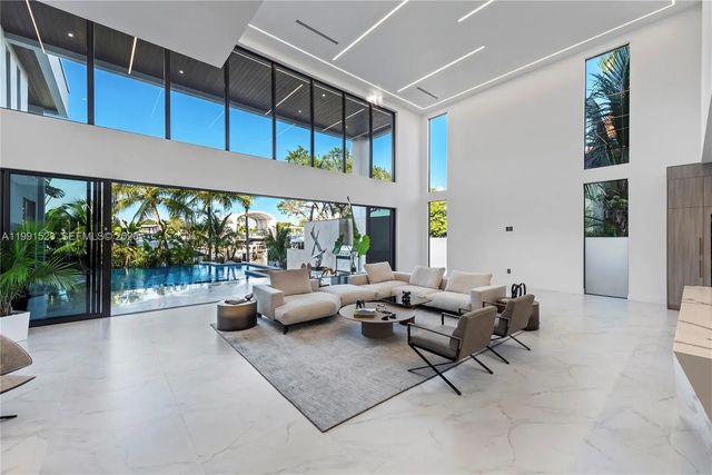 5 of 66 - 775 Ne 77th Terrace, Miami, FL