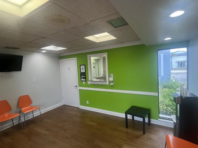 3 of 9 - 1708 N Federal Highway #1st Floor, Lake Worth Beach, FL