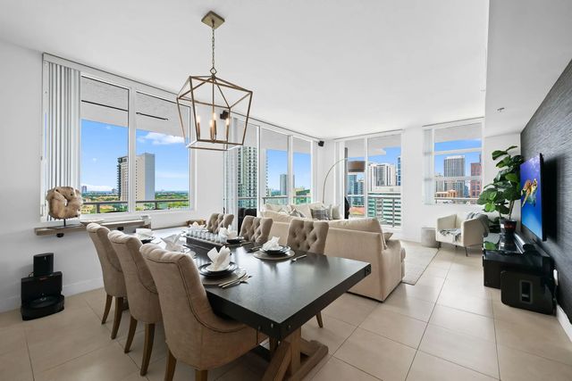 2 of 35 - 315 Ne 3rd Avenue #1506, Fort Lauderdale, FL