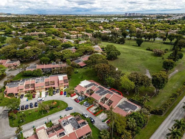 4 of 35 - 3325 Torremolinos Avenue #c-44, Doral, FL
