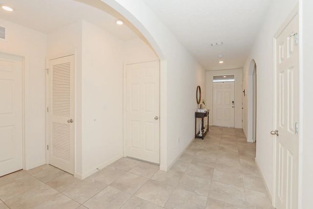 5 of 36 - 567 Sw Paar Drive, Port St. Lucie, FL