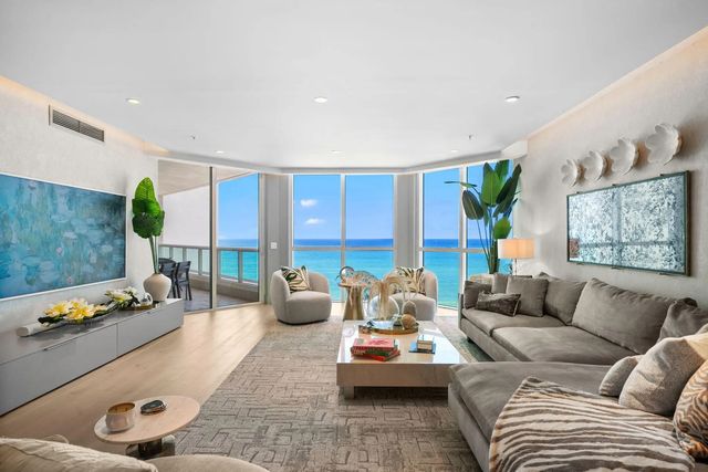 5 of 48 - 101 S Fort Lauderdale Beach Boulevard #1404, Fort Lauderdale, FL