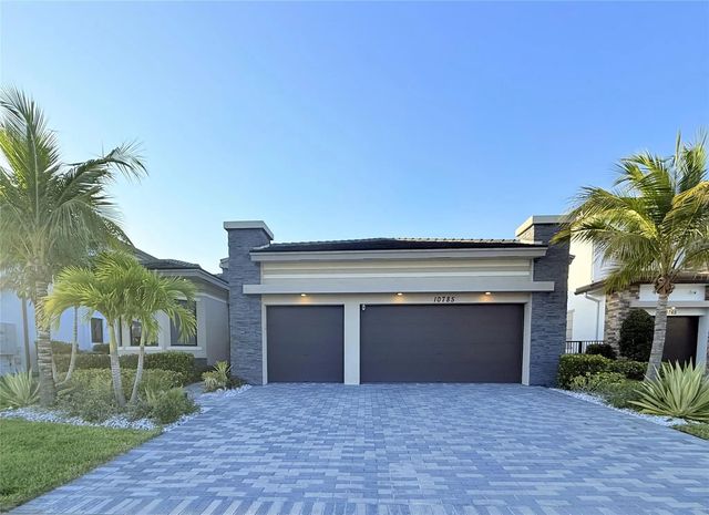 10785 Coral Street, Parkland