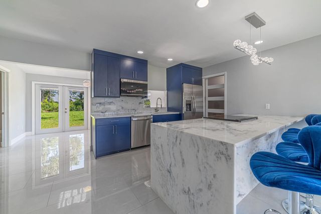 3 of 39 - 1809 Sw Capehart Avenue, Port St. Lucie, FL