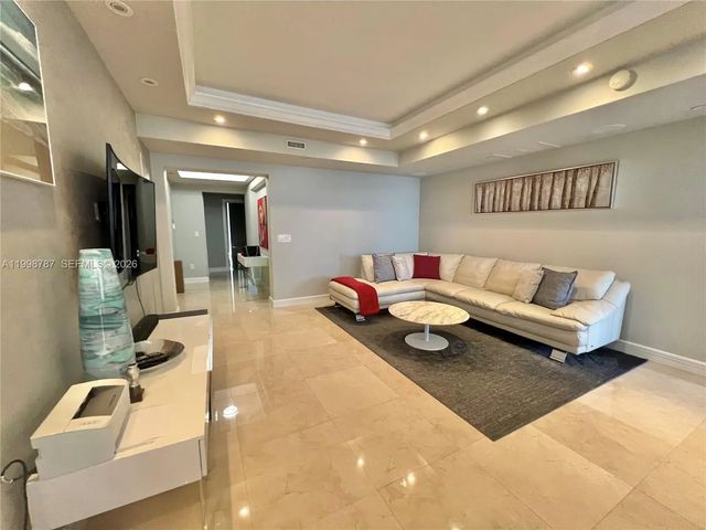 3 of 22 - 17875 Collins Avenue #4305, Sunny Isles Beach, FL
