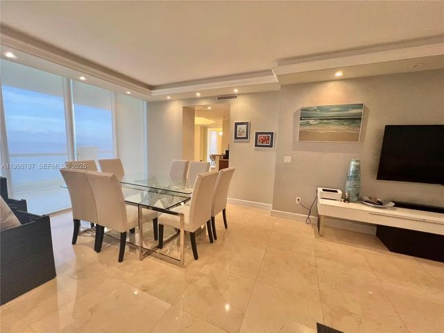 4 of 22 - 17875 Collins Avenue #4305, Sunny Isles Beach, FL