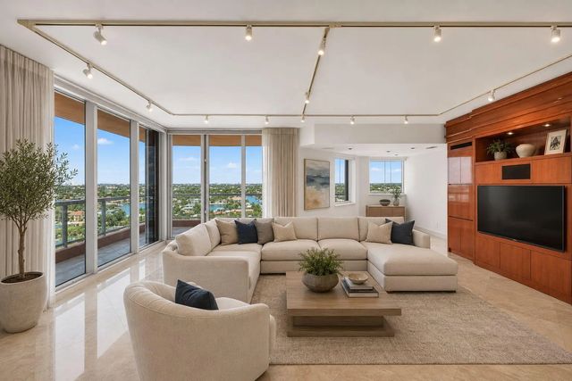 5 of 76 - 2100 N Ocean Boulevard #16e, Fort Lauderdale, FL