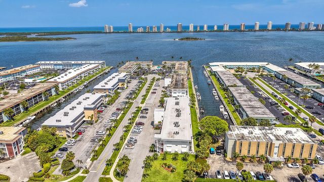 4 of 38 - 130 Doolen Court #109, North Palm Beach, FL