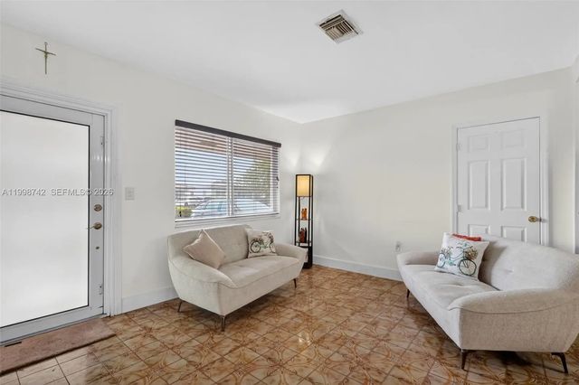 3 of 42 - 733 W 33rd Street, Hialeah, FL
