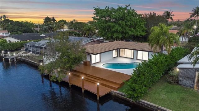 1910 Nw 36th Street, Oakland Park