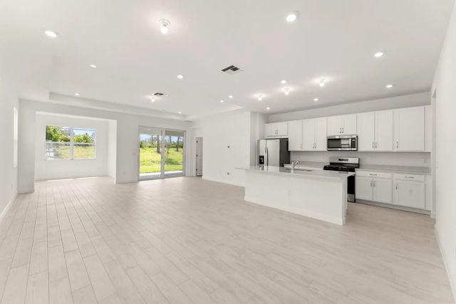 4 of 13 - 12032 Sw Pantone Street, Port St. Lucie, FL