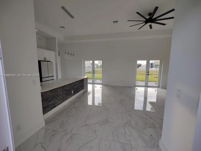 3 of 36 - 716 Nw 37th Avenue, Cape Coral, FL