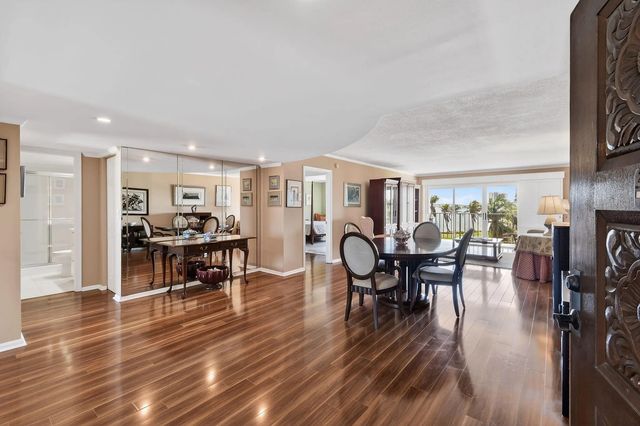 3 of 62 - 801 Lake Shore Drive #414, Lake Park, FL