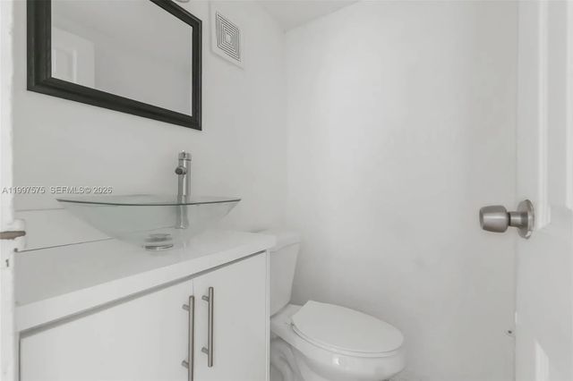 3 of 22 - 1798 Nw 55th Avenue #202, Lauderhill, FL