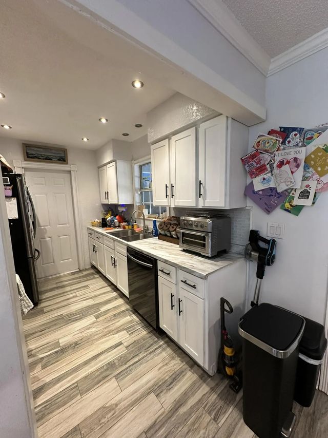 2 of 14 - 1818 Se Vesthaven Court, Port St. Lucie, FL