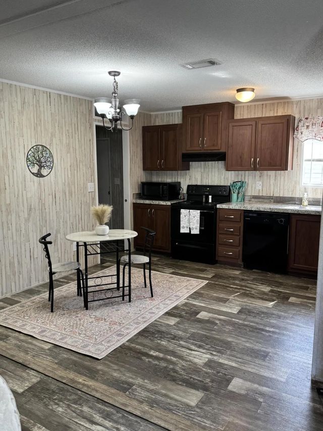 4 of 25 - 5000 Se Federal Highway #82, Stuart, FL