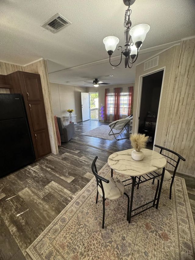 5 of 25 - 5000 Se Federal Highway #82, Stuart, FL