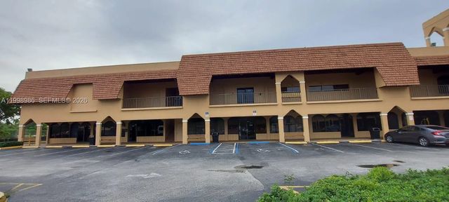 5460 N State Road 7 #219, North Lauderdale