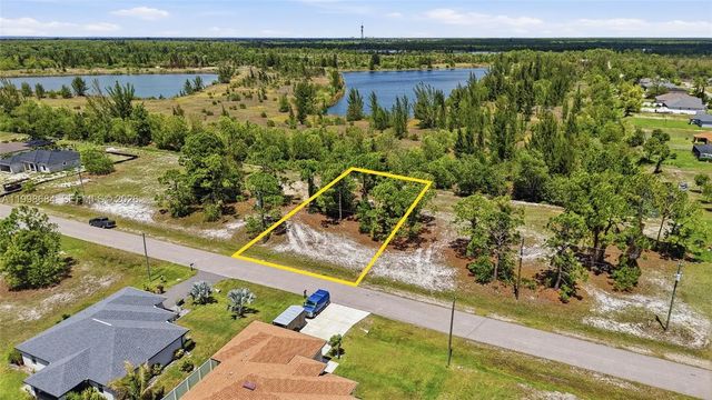 2817 Nw 27th Street, Cape Coral