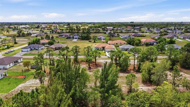5 of 10 - 2813 Nw 27th Street, Cape Coral, FL