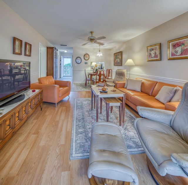 3 of 34 - 2728 N Garden Dr Drive N #413, Lake Worth, FL