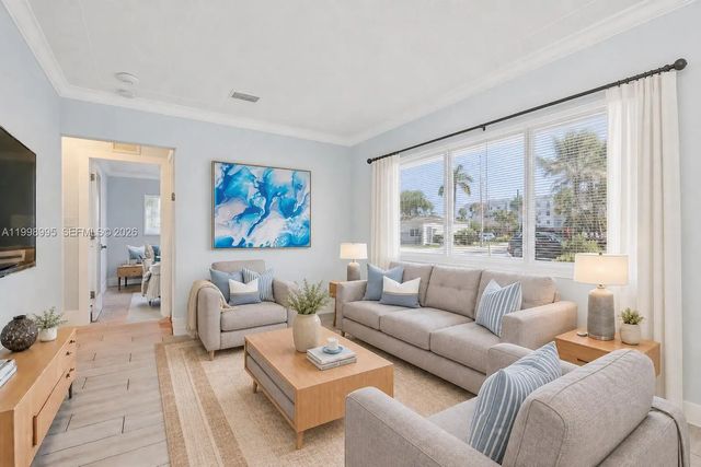 3 of 52 - 1682 Ne 124th Lane, North Miami, FL