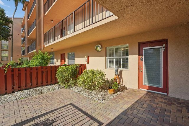 2 of 51 - 370 Nw 76th Avenue #104, Margate, FL