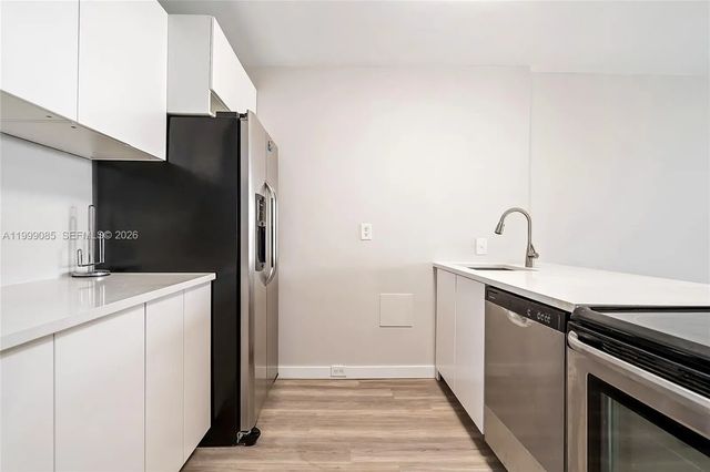 701 Three Islands Boulevard #316, Hallandale Beach