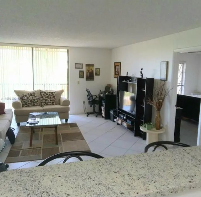 5 of 18 - 5570 Nw 44th Street #507a, Lauderhill, FL