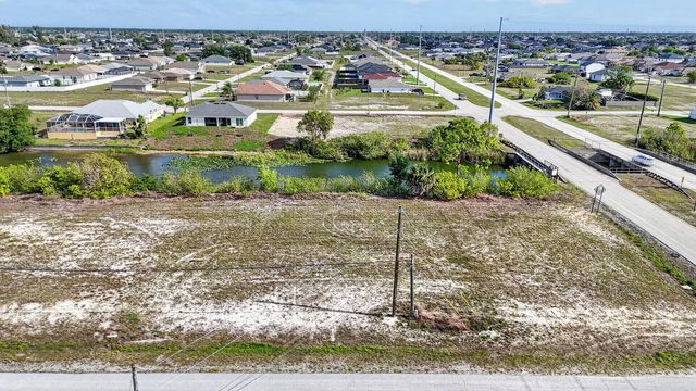 2 of 14 - 5 Nw 19th Terrace, Cape Coral, FL