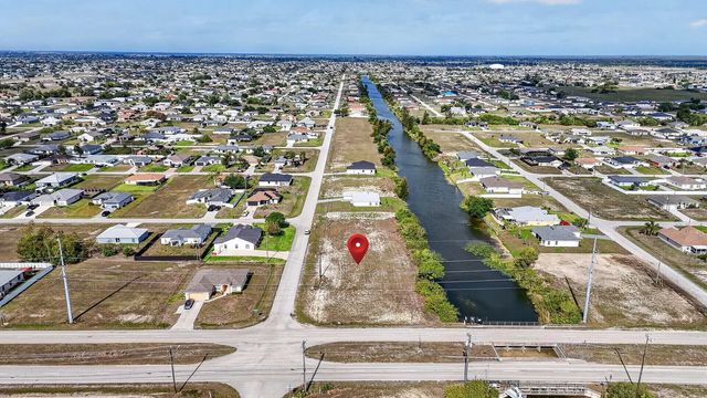 4 of 14 - 5 Nw 19th Terrace, Cape Coral, FL