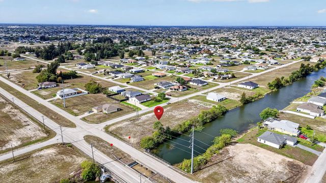 5 of 14 - 5 Nw 19th Terrace, Cape Coral, FL